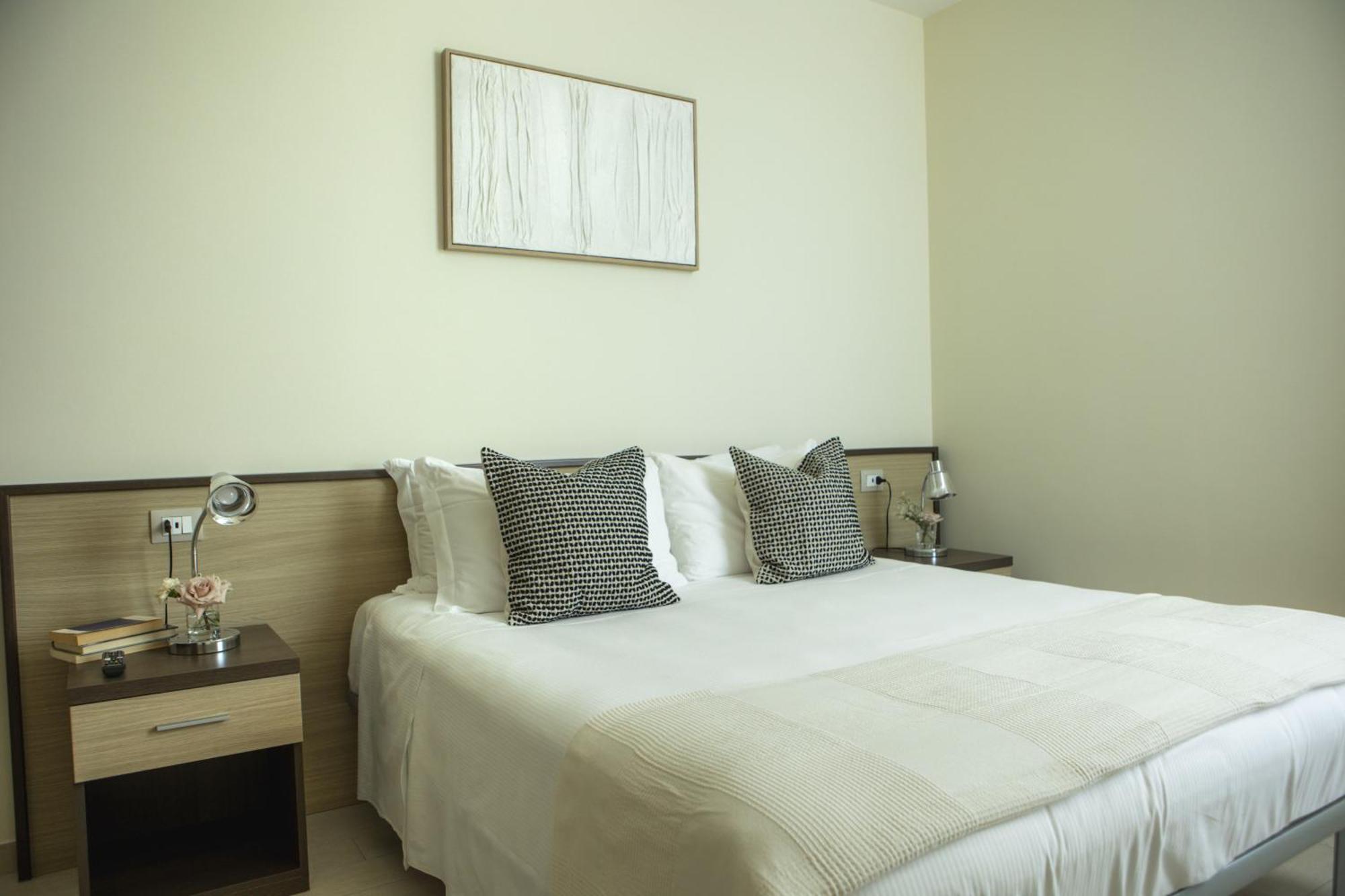 Residenze Roscioli Aparthotel Roseto Degli Abruzzi Exterior photo